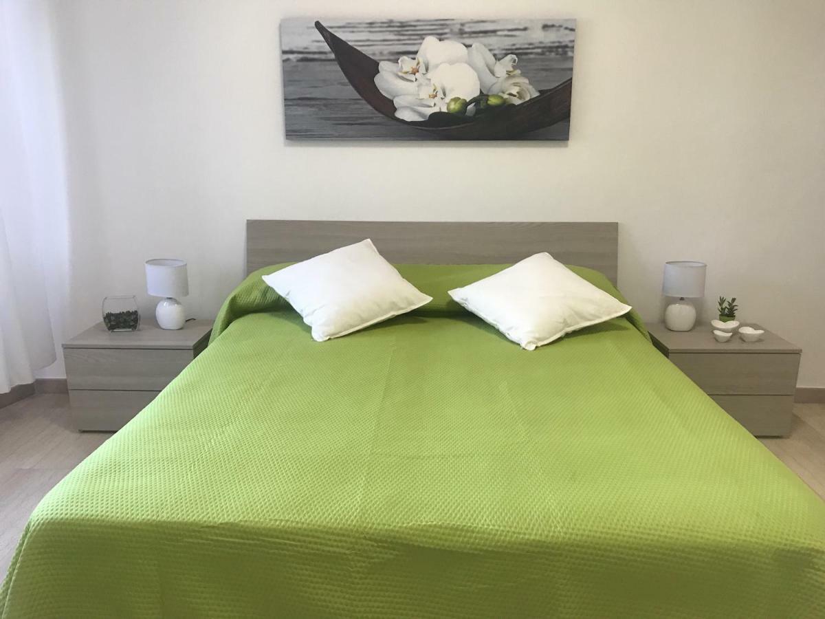 Baia Taormina Apartment Giardini Naxos Ngoại thất bức ảnh